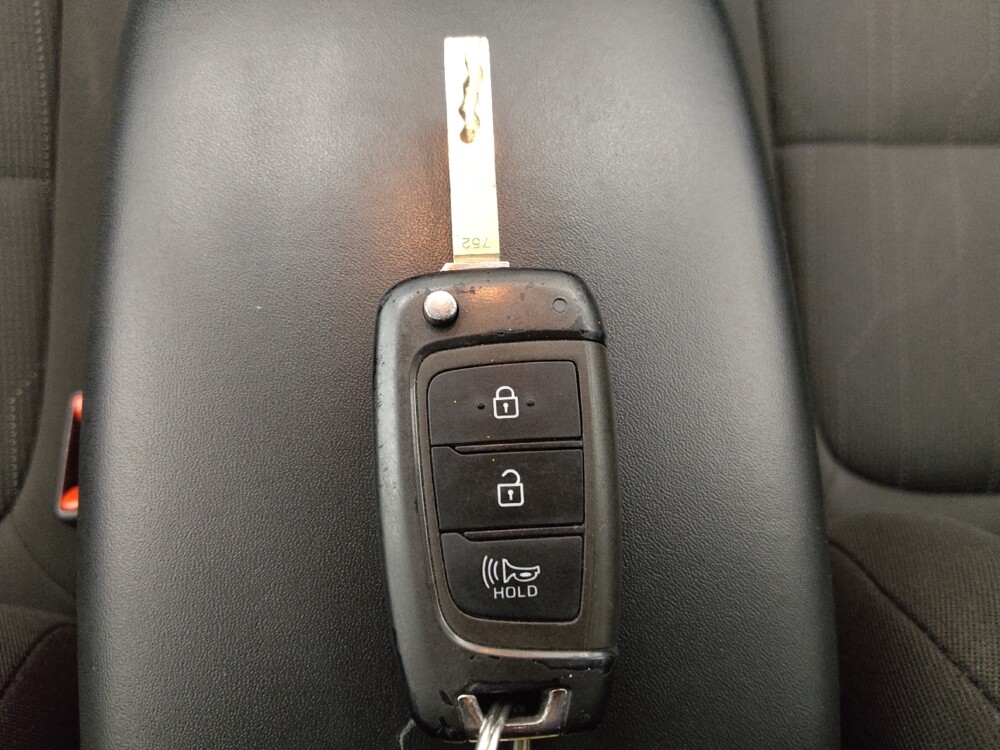 2024 Hyundai Venue in Lakewood, CO 80215 - 18103174 32