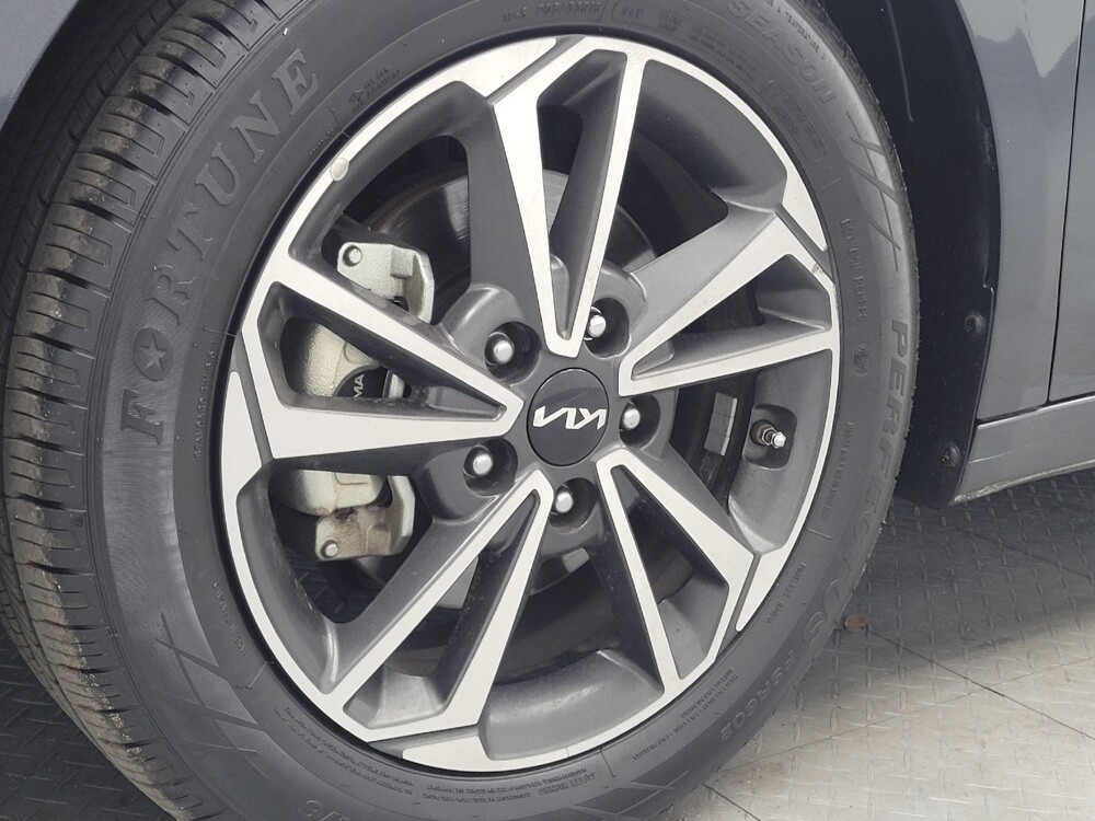 2023 Kia Forte in Memphis, TN 38128 - 18103199 31