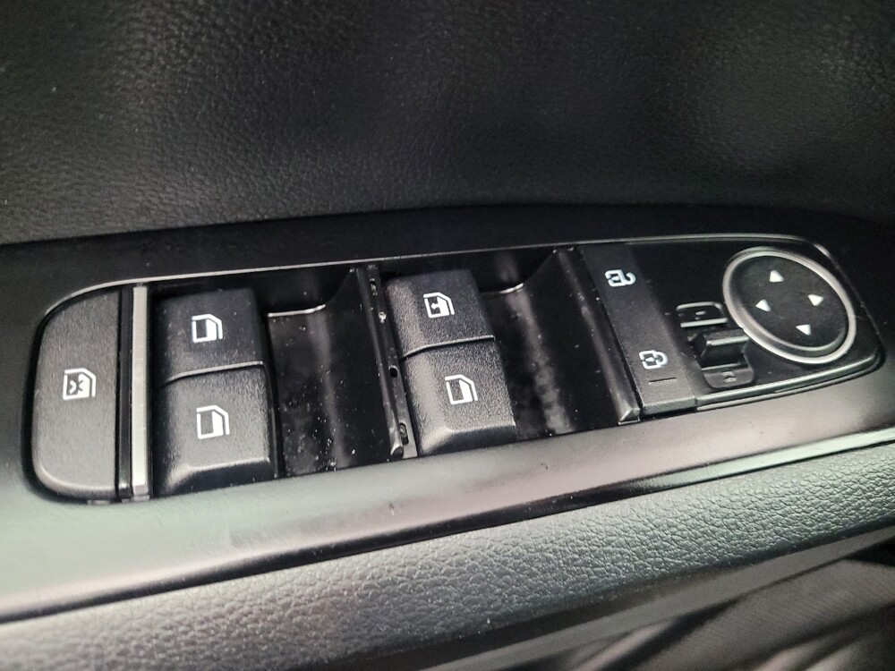 2023 Kia Soul in Memphis, TN 38115 - 18103215 27