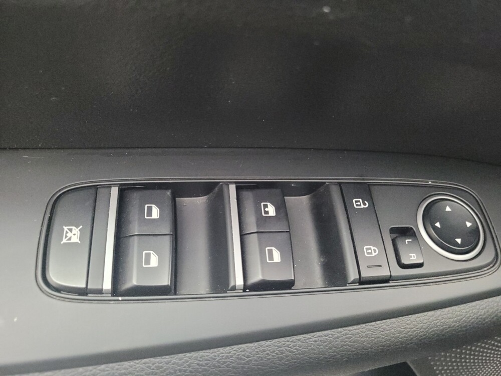 2024 Kia Forte in Memphis, TN 38115 - 18103235 27