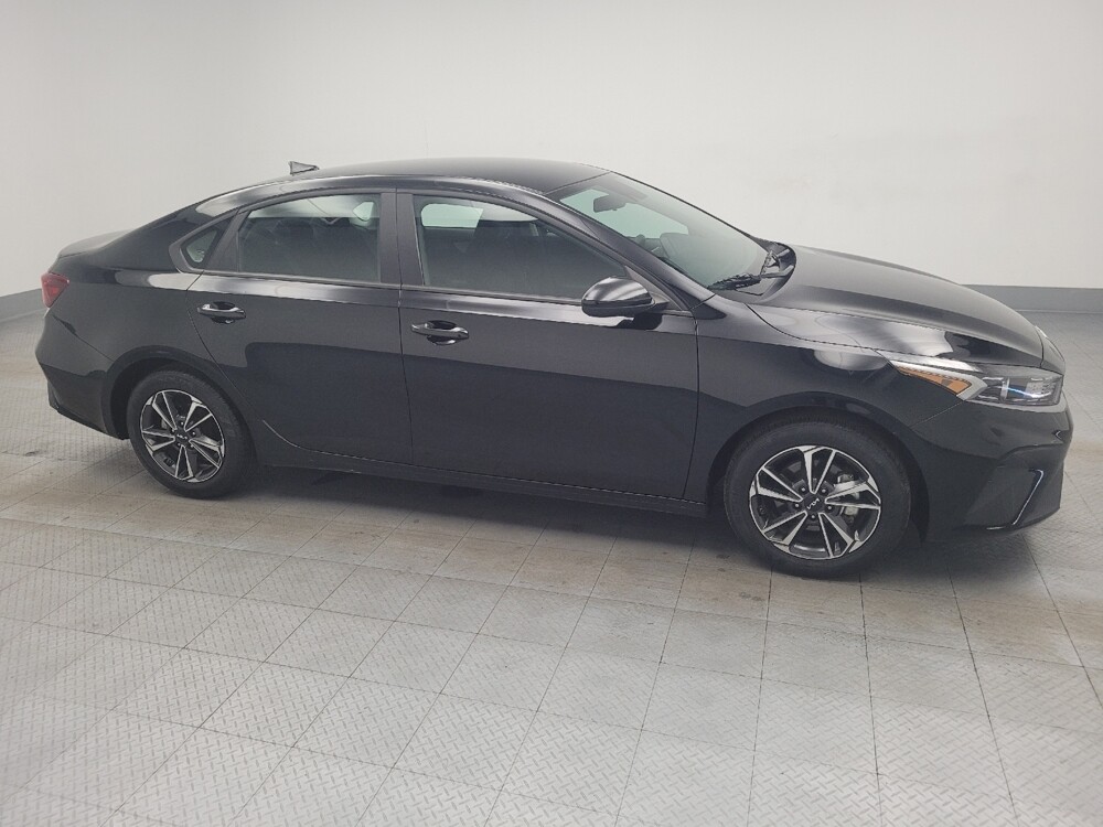 2024 Kia Forte in Memphis, TN 38115 - 18103235 10