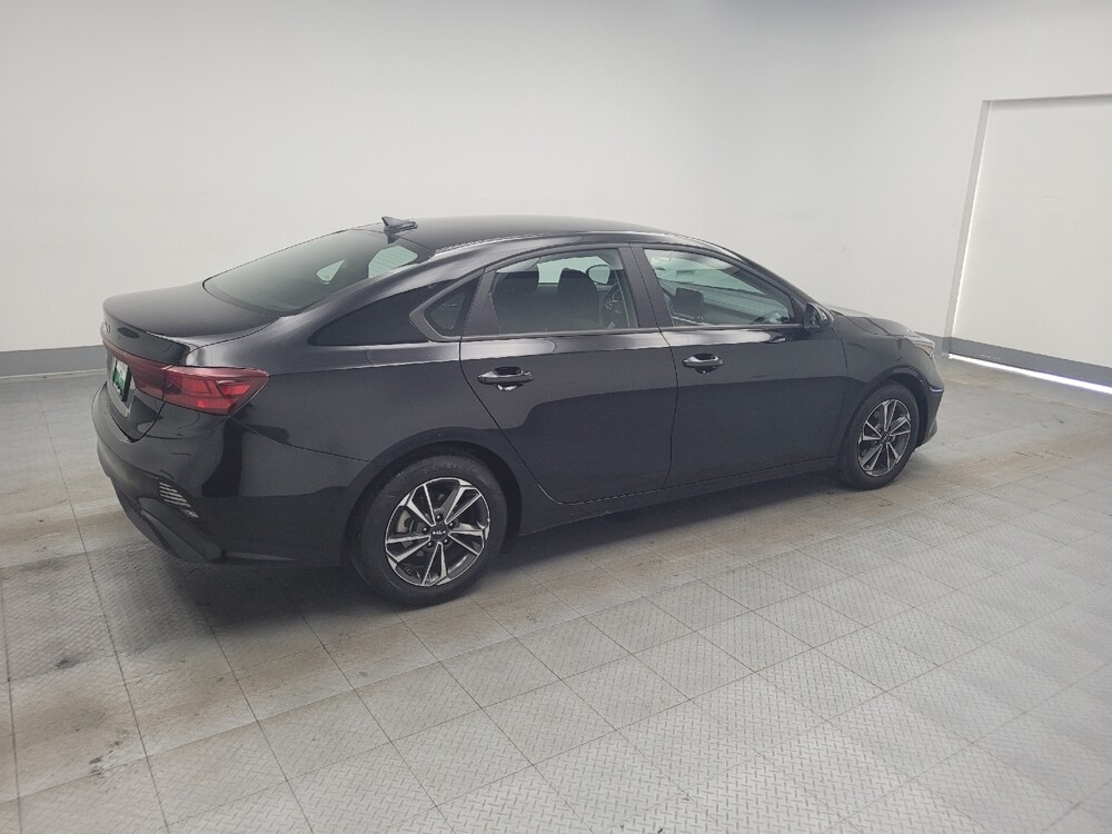 2024 Kia Forte in Memphis, TN 38115 - 18103235 9