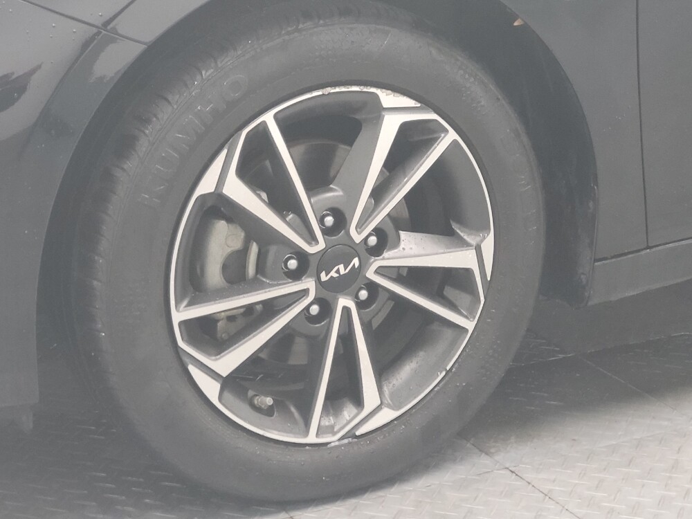 2024 Kia Forte in Memphis, TN 38128 - 18103242 31