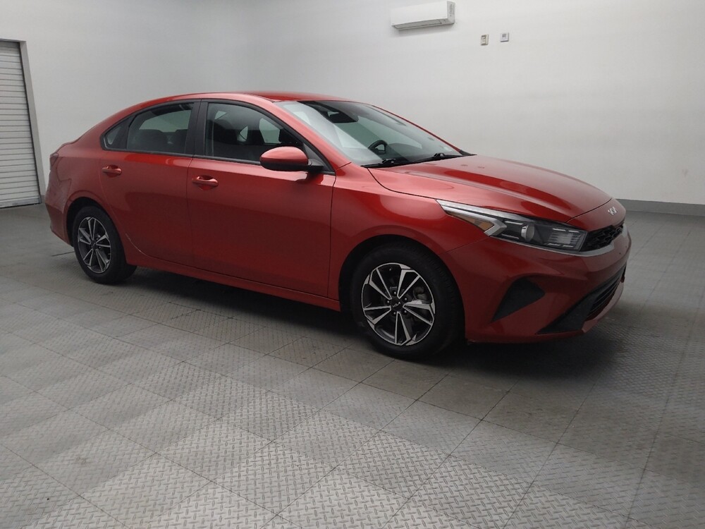 2024 Kia Forte in Fort Worth, TX 76116 - 18103251 13