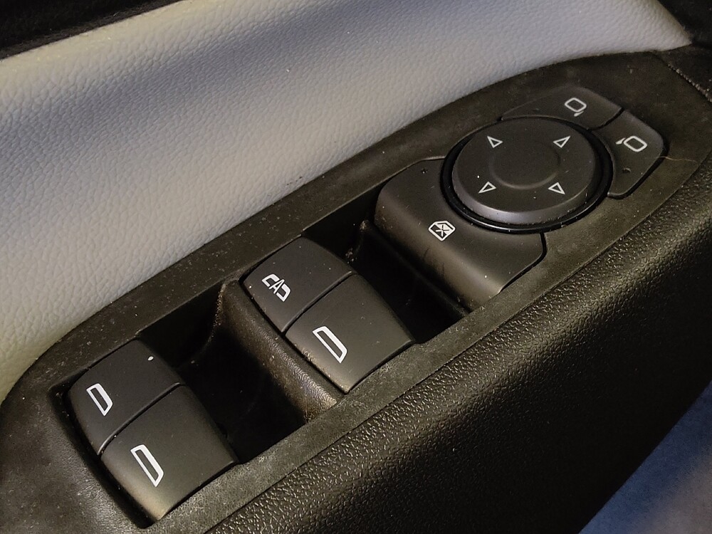 2023 Chevrolet Equinox in Houston, TX 77074 - 18103259 27