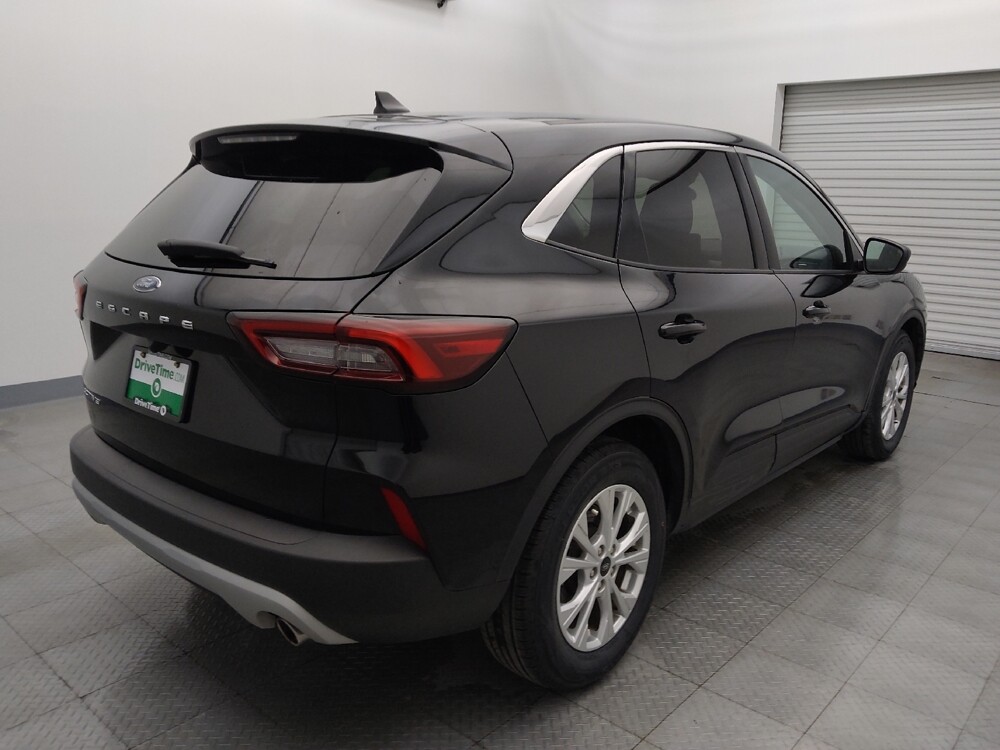 2024 Ford Escape in Houston, TX 77074 - 18103261 9