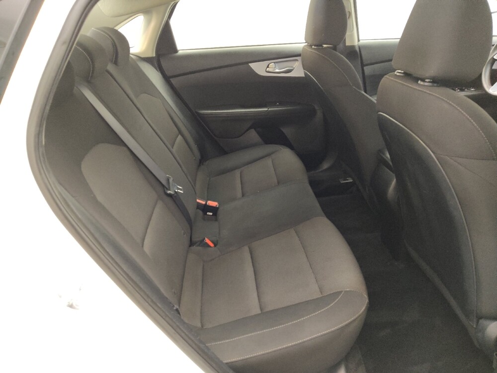2024 Kia Forte in Houston, TX 77034 - 18103262 19