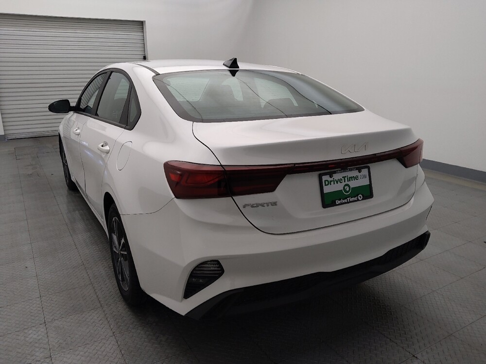 2024 Kia Forte in Houston, TX 77034 - 18103262 6