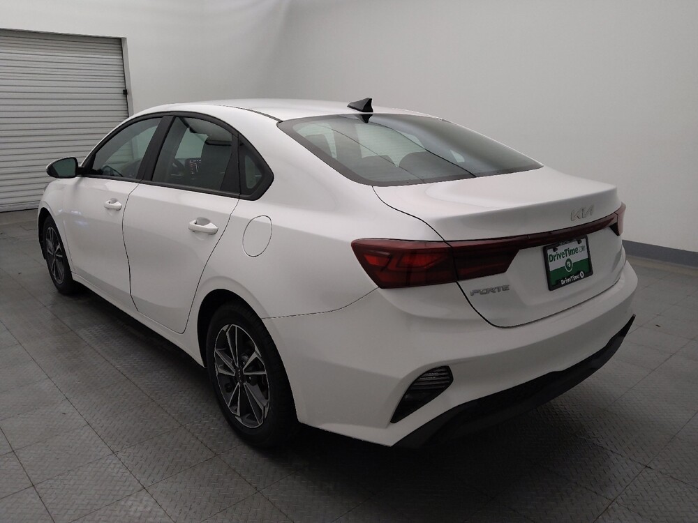 2024 Kia Forte in Houston, TX 77034 - 18103262 5