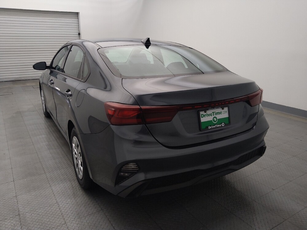 2023 Kia Forte in Live Oak, TX 78233 - 18103266 6