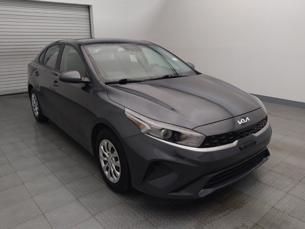 2023 Kia Forte in Live Oak, TX 78233 - 18103266 13