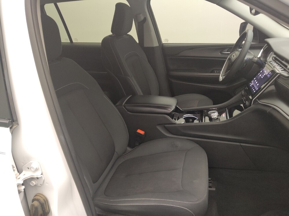 2023 Jeep Grand Cherokee L in Houston, TX 77060 - 18103270 21