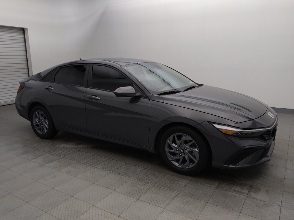 2024 Hyundai Elantra in Houston, TX 77074 - 18103291 11