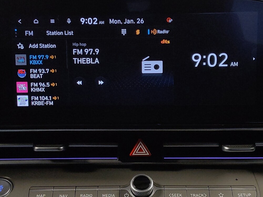 2024 Hyundai Elantra in Houston, TX 77074 - 18103291 25