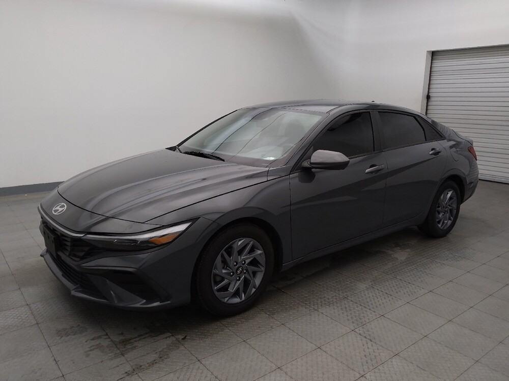 2024 Hyundai Elantra in Houston, TX 77074 - 18103291 2