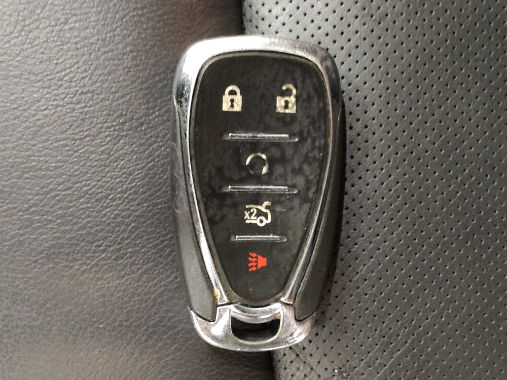 2024 Chevrolet Malibu in Fairfield, OH 45014 - 18103307 32