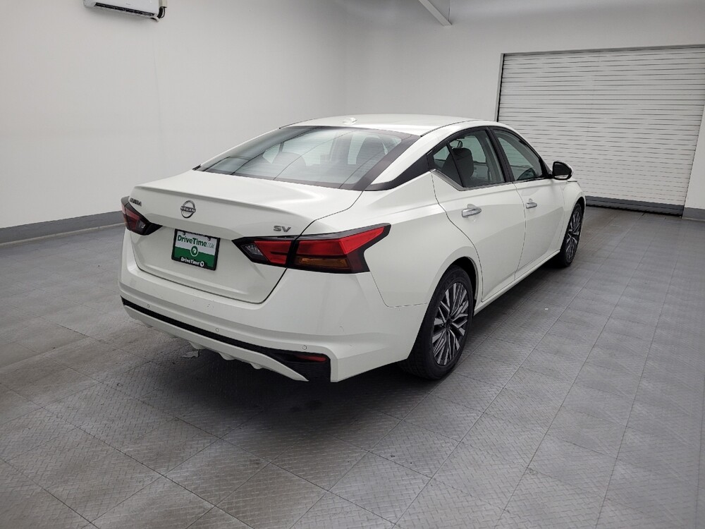 2023 Nissan Altima in Fairfield, OH 45014 - 18103310 9