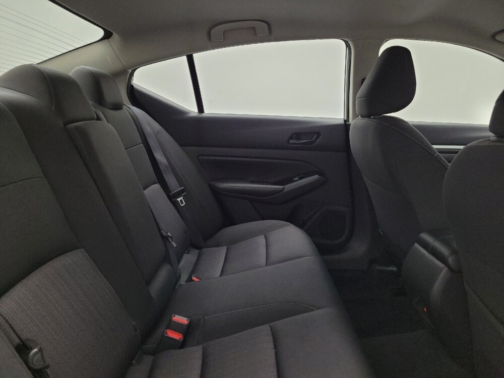 2023 Nissan Altima in Fairfield, OH 45014 - 18103310 19