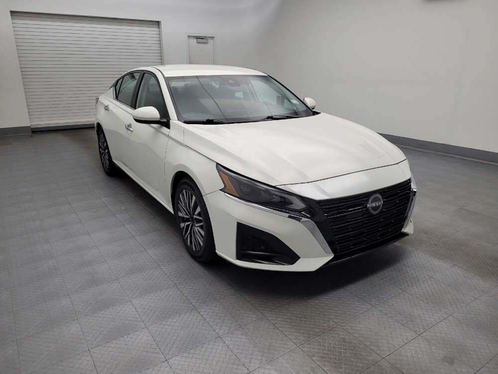2023 Nissan Altima in Fairfield, OH 45014 - 18103310 13