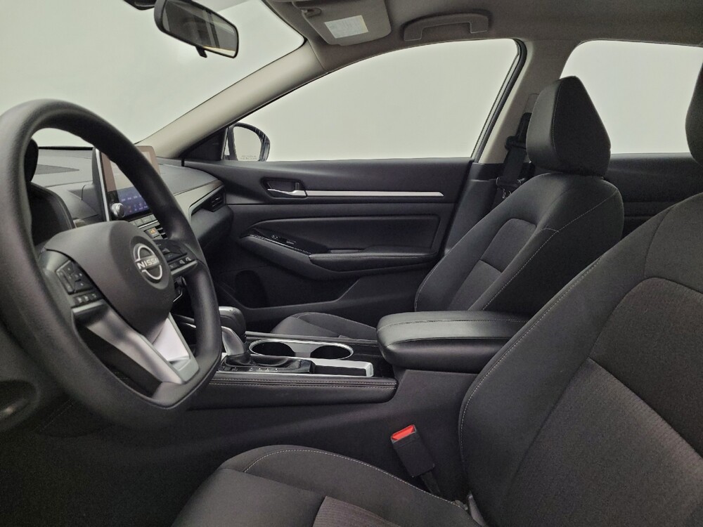 2023 Nissan Altima in Cincinnati, OH 45255 - 18103311 17