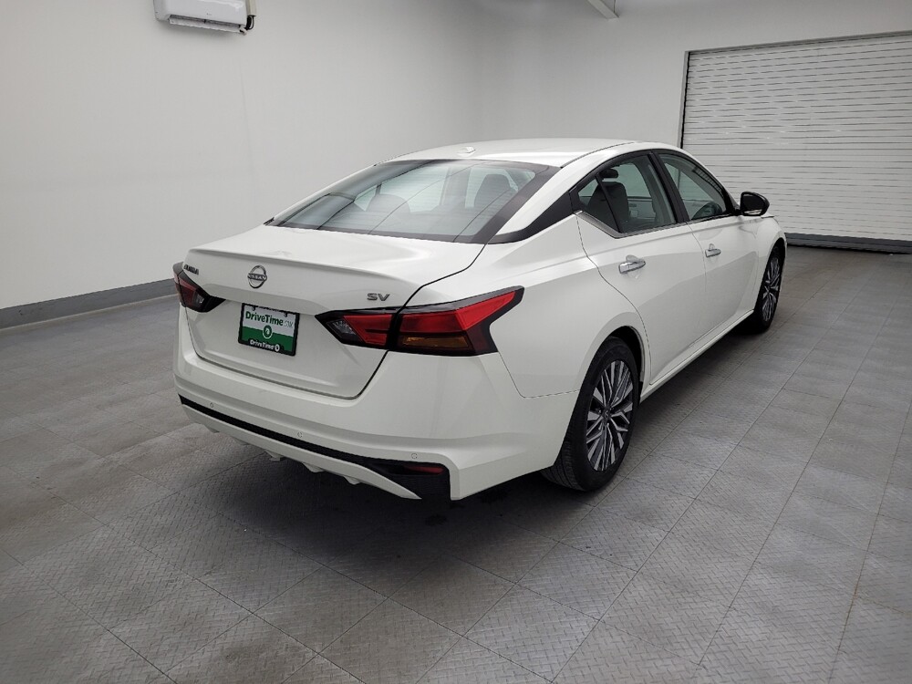 2024 Nissan Altima in Louisville, KY 40258 - 18103314 9