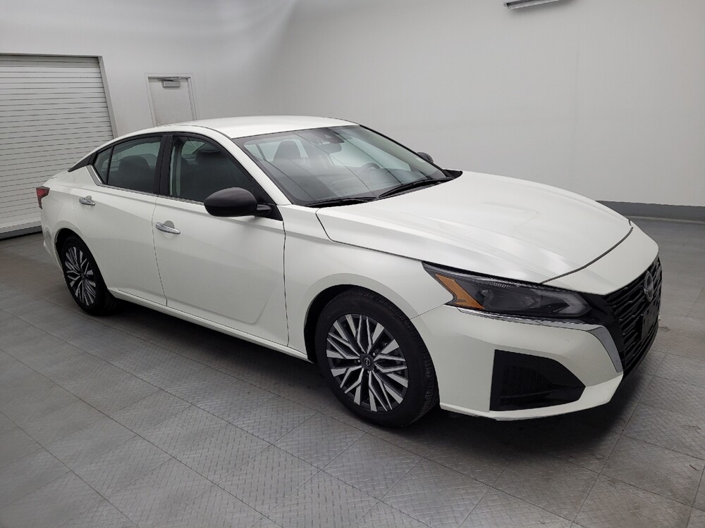 2024 Nissan Altima in Louisville, KY 40258 - 18103314 11