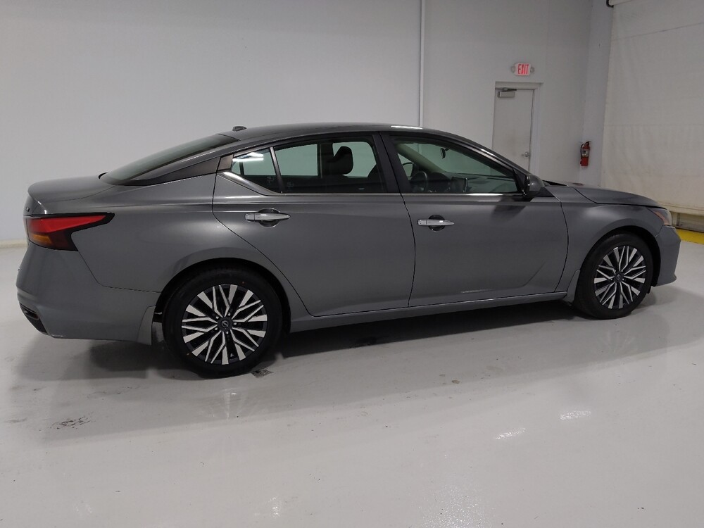 2023 Nissan Altima in Columbus, OH 43231 - 18103316 10