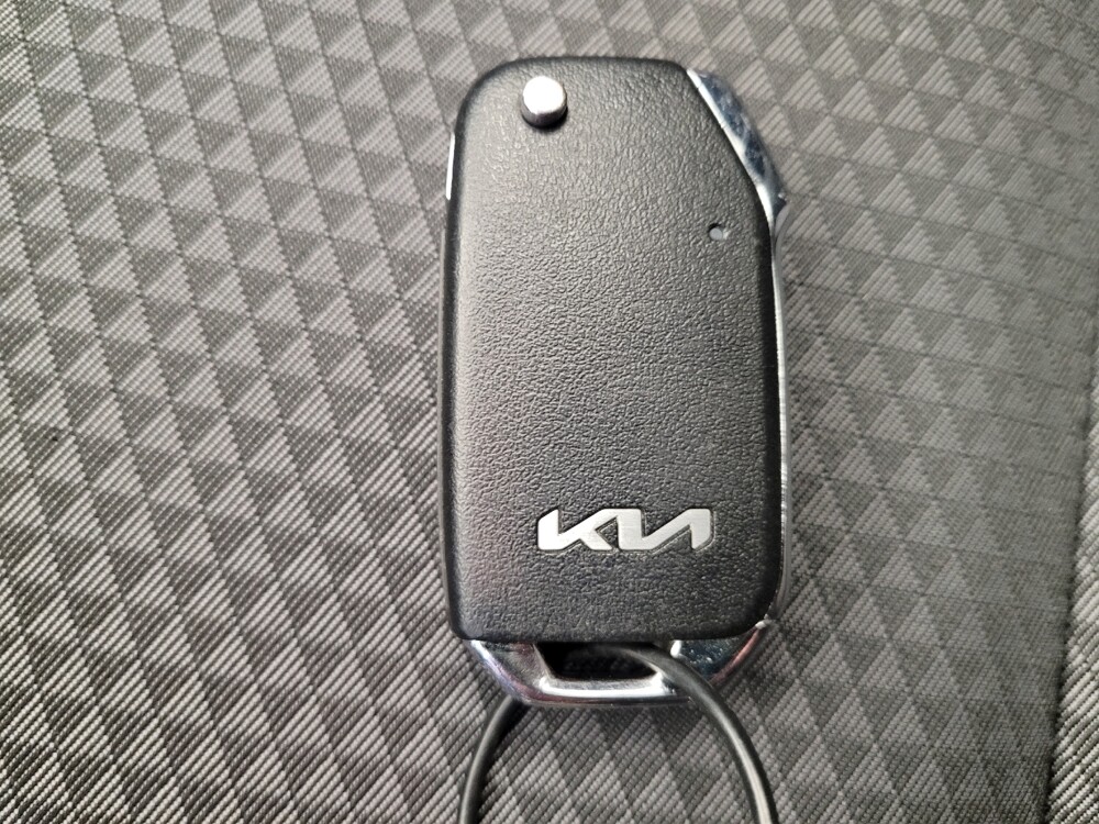 2024 Kia Soul in Maple Heights, OH 44137 - 18103320 32