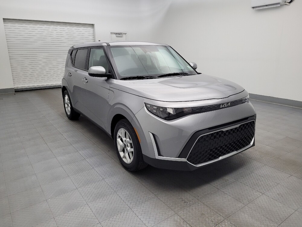 2024 Kia Soul in Maple Heights, OH 44137 - 18103320 13