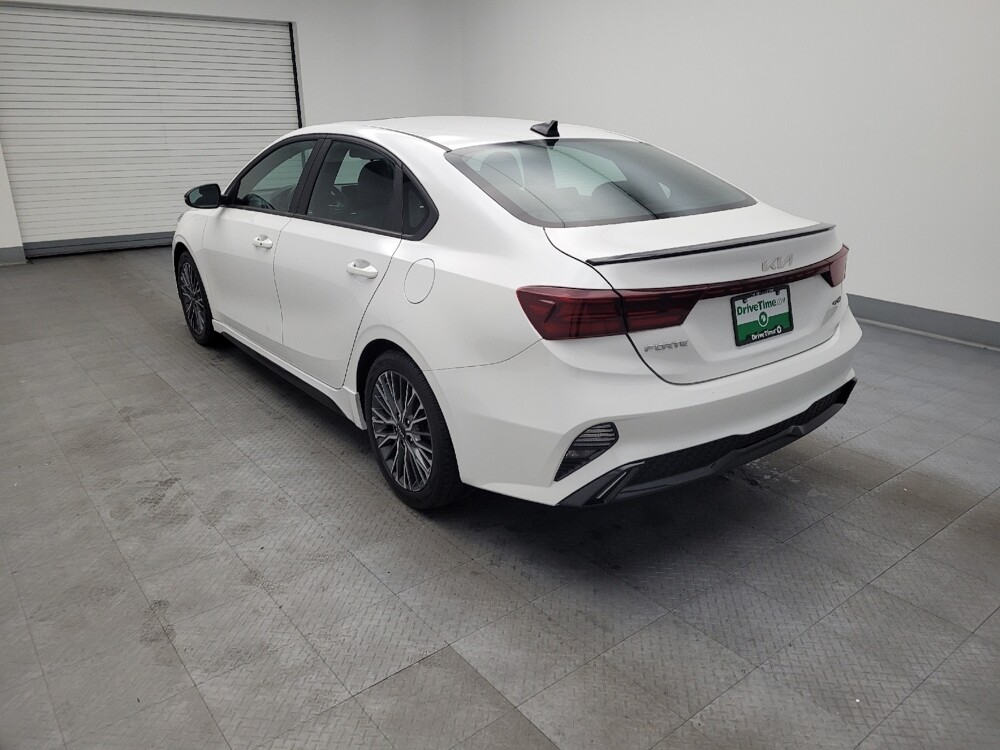 2023 Kia Forte in Maple Heights, OH 44137 - 18103321 5