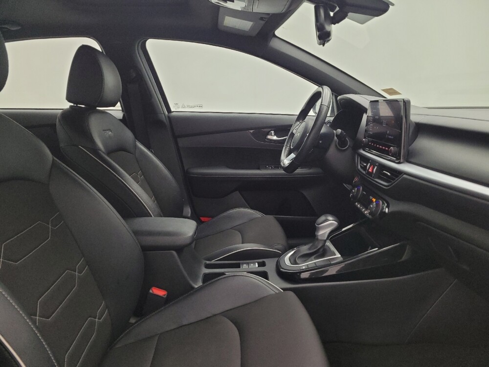 2023 Kia Forte in Maple Heights, OH 44137 - 18103321 21