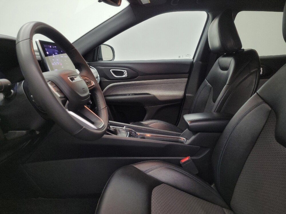 2024 Jeep Compass in Columbus, OH 43231 - 18103324 17