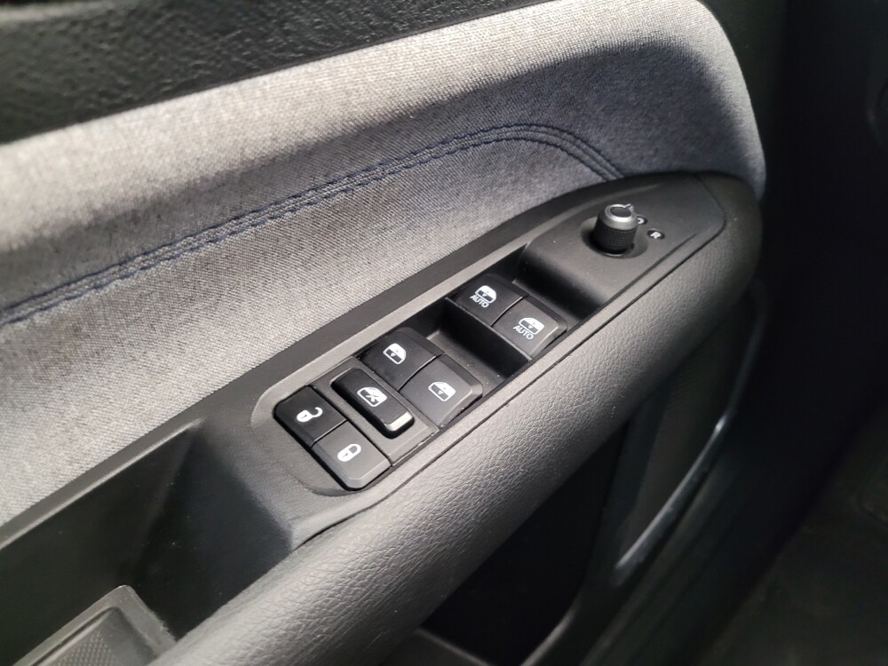 2024 Jeep Compass in Columbus, OH 43231 - 18103324 27