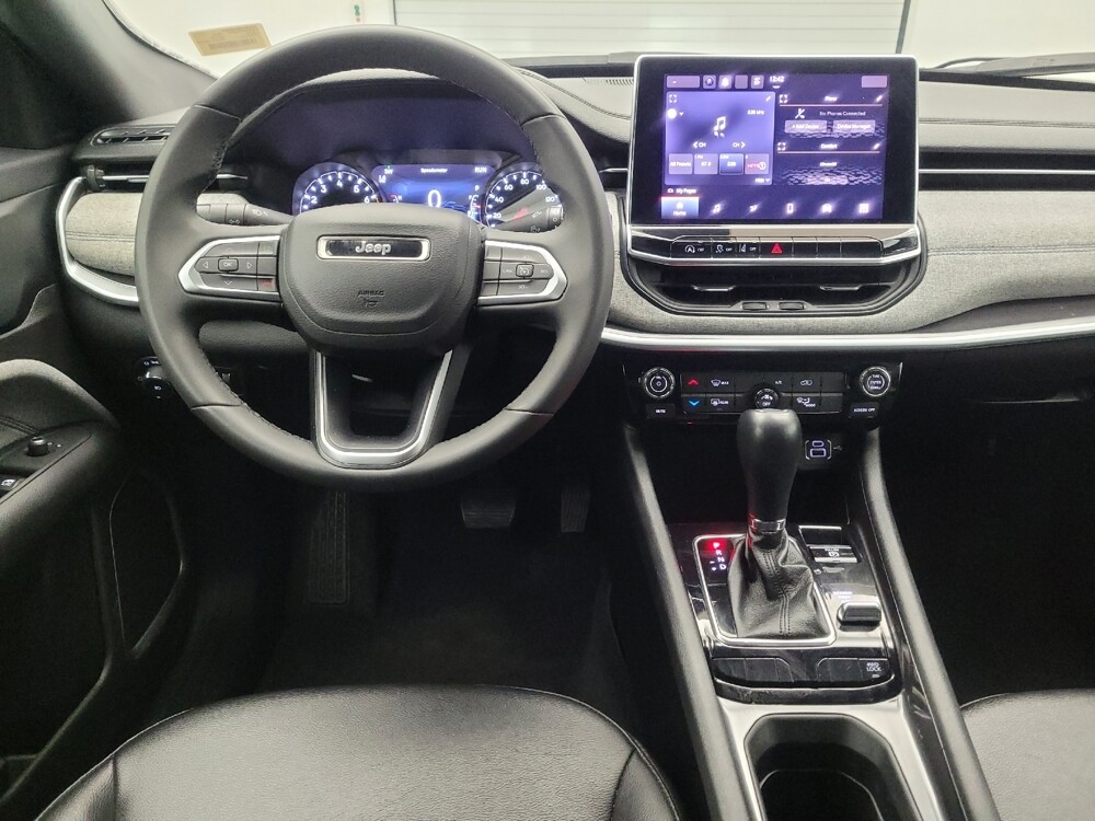 2024 Jeep Compass in Columbus, OH 43231 - 18103324 22