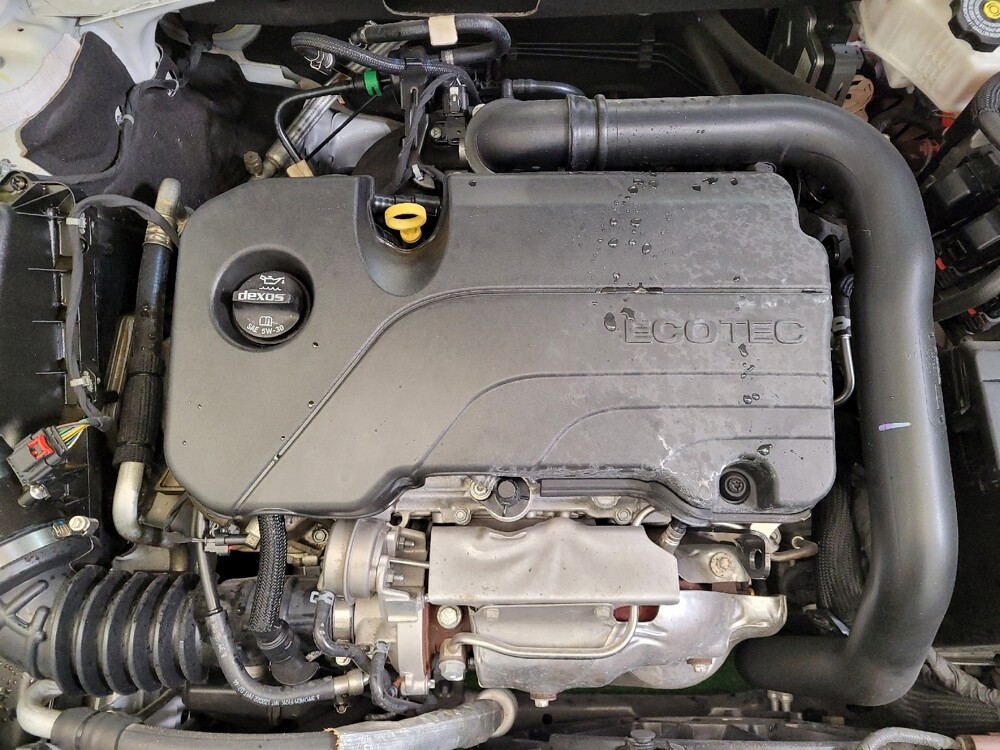 2023 Chevrolet Malibu in Louisville, KY 40258 - 18103328 30