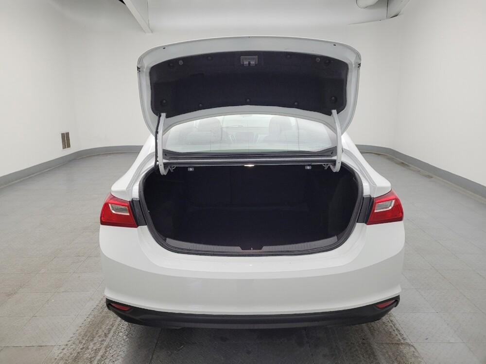 2023 Chevrolet Malibu in Louisville, KY 40258 - 18103328 29