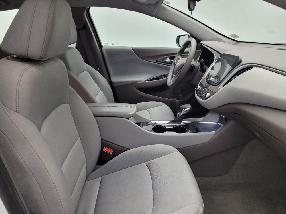 2023 Chevrolet Malibu in Louisville, KY 40258 - 18103328 21