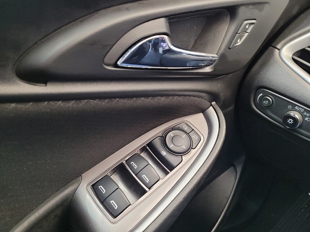 2023 Chevrolet Malibu in Columbus, OH 43231 - 18103330 27