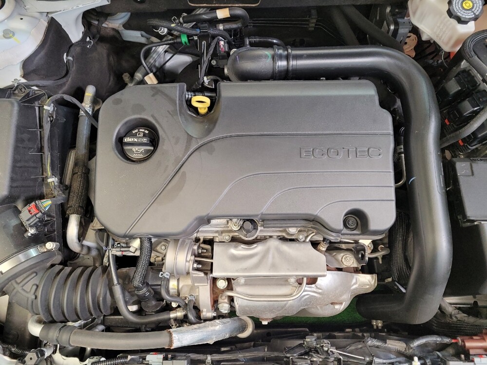 2023 Chevrolet Malibu in Columbus, OH 43231 - 18103330 30