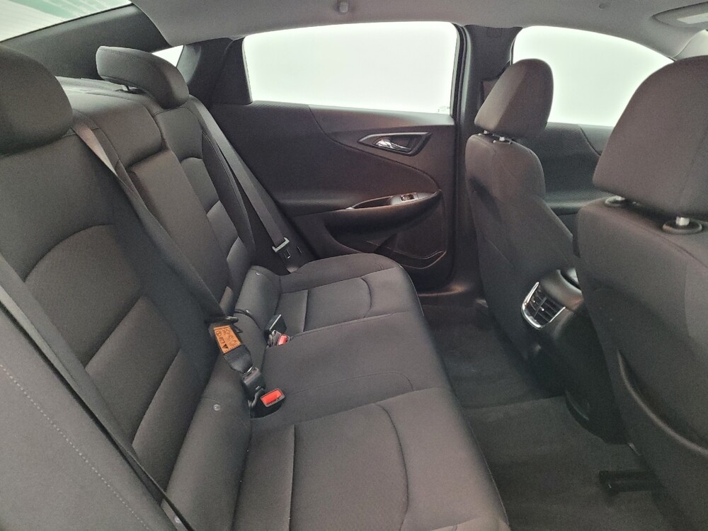 2023 Chevrolet Malibu in Columbus, OH 43231 - 18103330 19