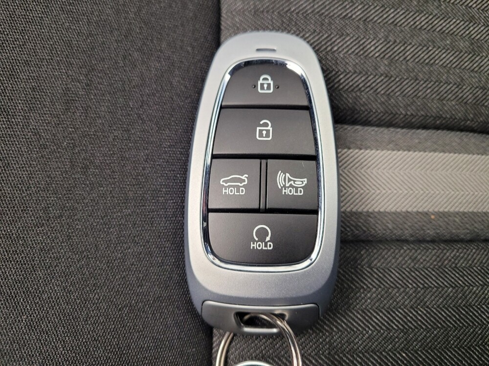 2023 Hyundai Sonata in Louisville, KY 40258 - 18103333 32