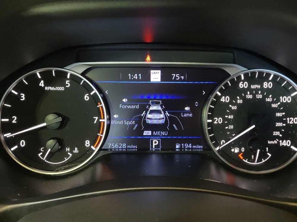 2023 Nissan Altima in Fairfield, OH 45014 - 18103335 23