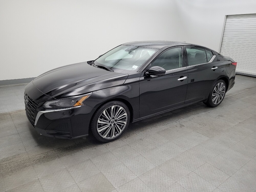 2023 Nissan Altima in Fairfield, OH 45014 - 18103335 2