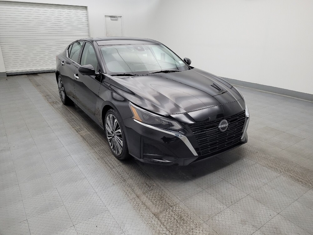 2023 Nissan Altima in Fairfield, OH 45014 - 18103335 13