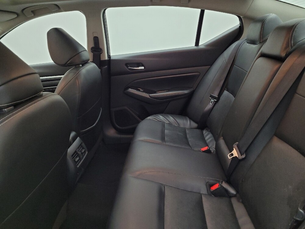 2023 Nissan Altima in Fairfield, OH 45014 - 18103335 18