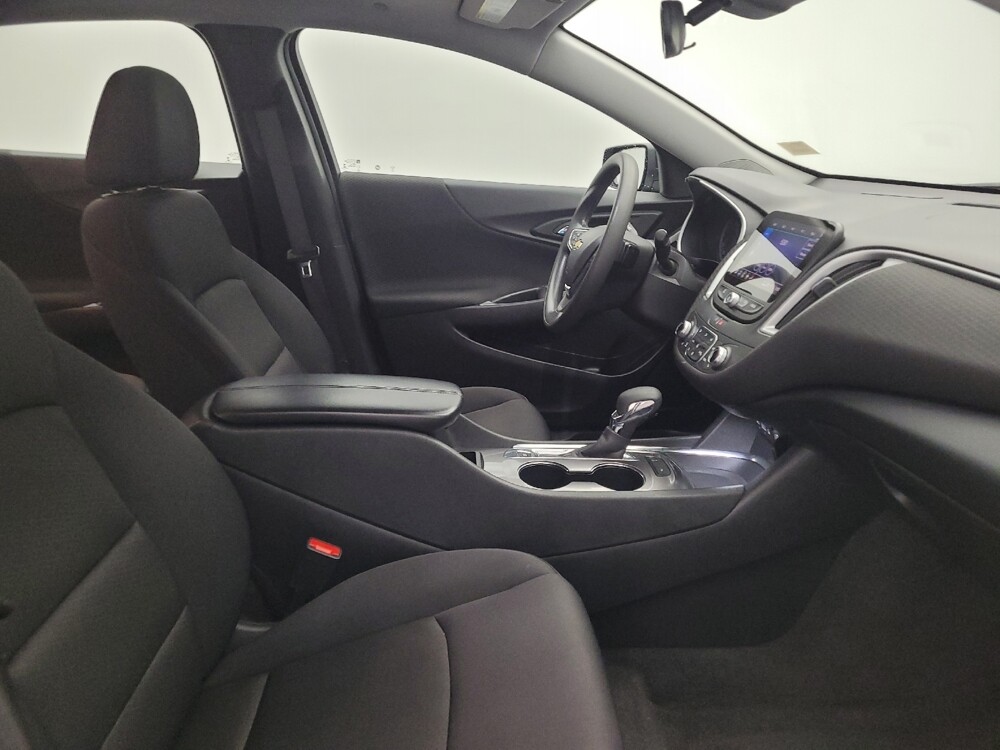 2024 Chevrolet Malibu in Fairfield, OH 45014 - 18103339 21