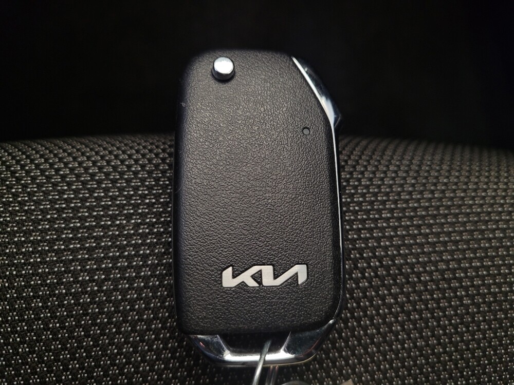 2023 Kia Forte in Fairfield, OH 45014 - 18103342 32