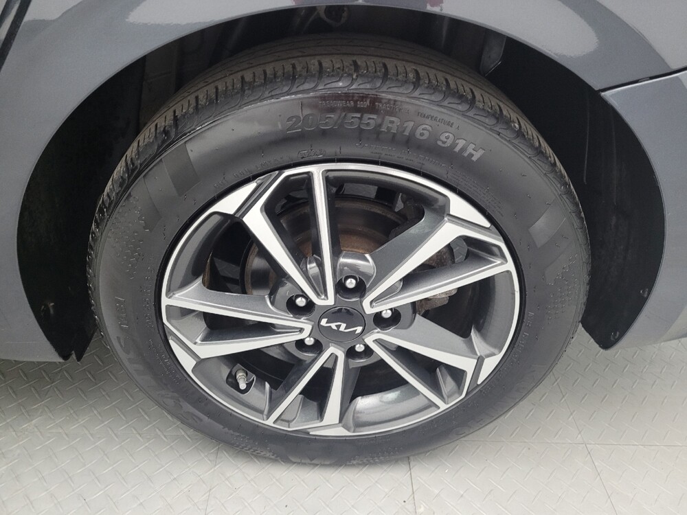 2023 Kia Forte in Fairfield, OH 45014 - 18103342 31