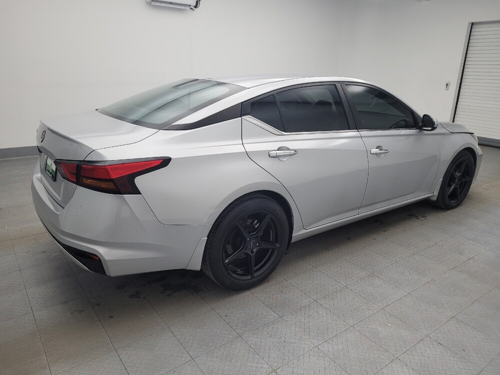 2023 Nissan Altima in Columbus, OH 43231 - 18103350 10