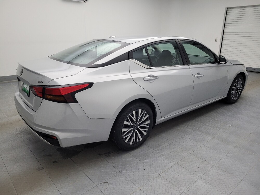 2023 Nissan Altima in Toledo, OH 43617 - 18103353 10